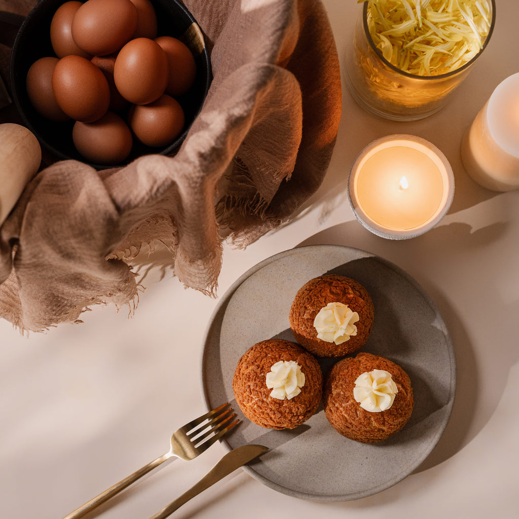 Honeycomb Chrysanthemum Choux au Craquelin